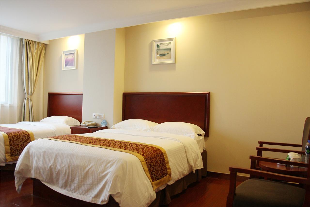 Greentree Inn Henan Qinyang Middle Huaifu Road Express Hotel Esterno foto