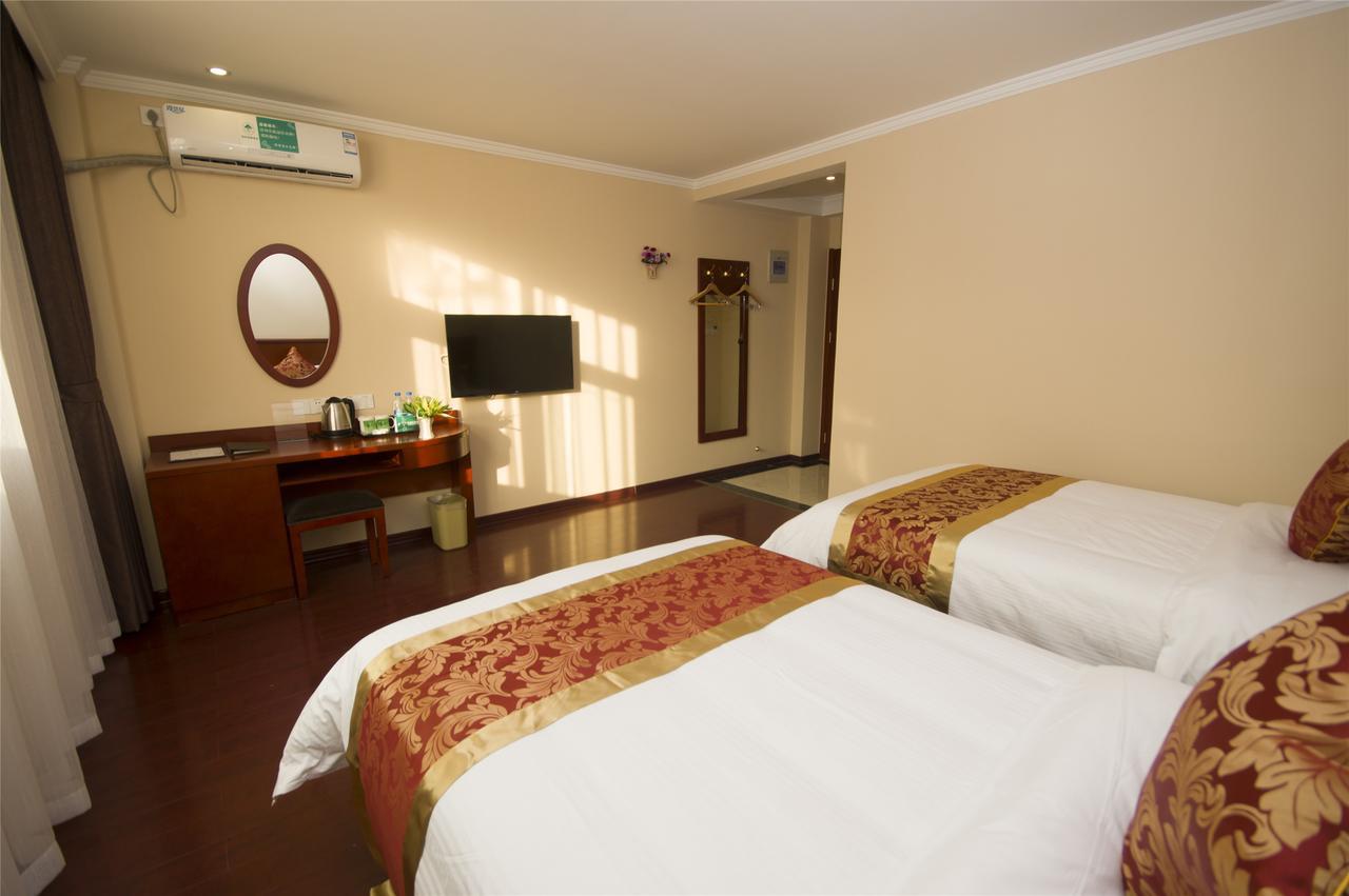 Greentree Inn Henan Qinyang Middle Huaifu Road Express Hotel Esterno foto